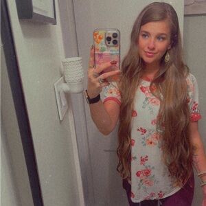 Meet your Posher, Marina